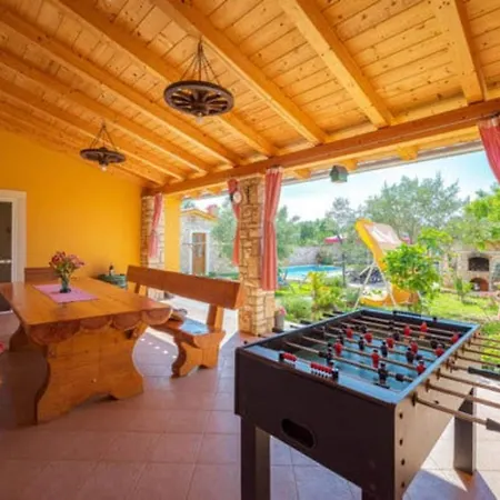Luna - Holiday home *